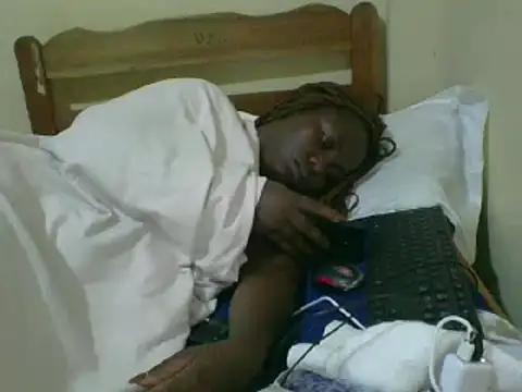 Snapshot of sweet-frida22 chatting on 02/14/25, 03:54 sweet-frida22 online show from 02/14/25, 03:54