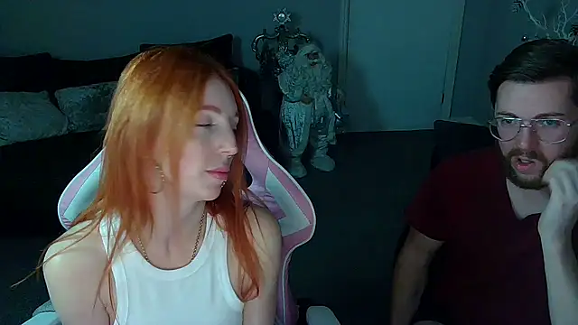 Snapshot of Red_firesquirt chatting on 12/12/24, 09:04 Red firesquirt online show from 12/12/24, 09:04