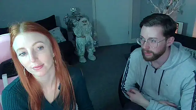 Snapshot of Red_firesquirt chatting on 12/21/24, 09:25 Red firesquirt online show from 12/21/24, 09:25