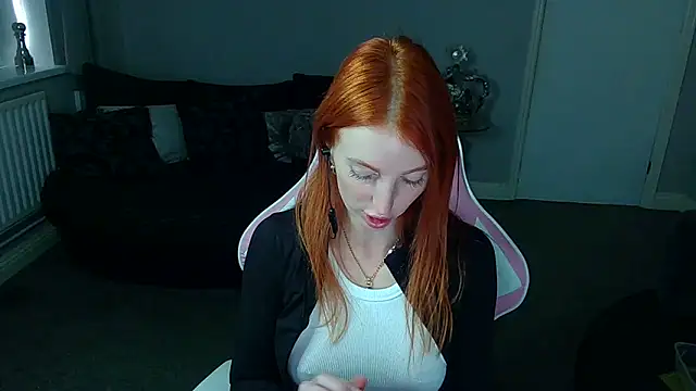 Snapshot of Red_firesquirt chatting on 01/27/25, 03:28 Red firesquirt online show from 01/27/25, 03:28