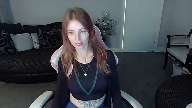 Red firesquirt online show from 02/09/26, 03:27