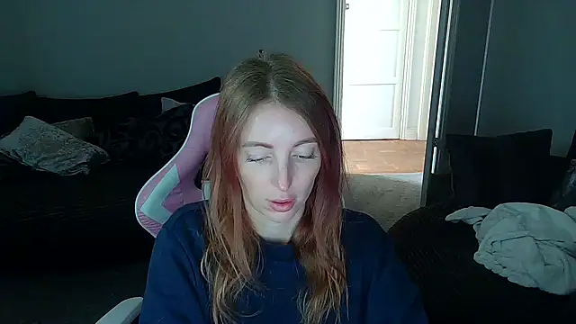 Red firesquirt online show from 03/16/26, 11:47