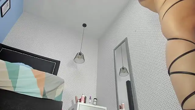 LORENADAVIES online show from 02/11/25, 04:55