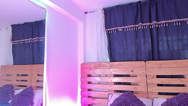 shantal rosse1 online show from 02/07/25, 12:17