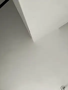 Snapshot of Yelly chatting on 02/11/26, 06:13 Yelly online show from 02/11/26, 06:13