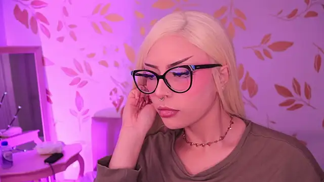 Misselektra   online show from 01/09/26, 05:10