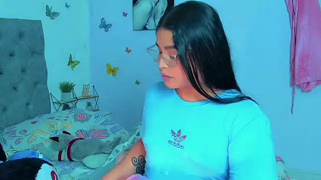 Snapshot of mabellfox chatting on 01/12/25, 06:49 mabellfox online show from 01/12/25, 06:49