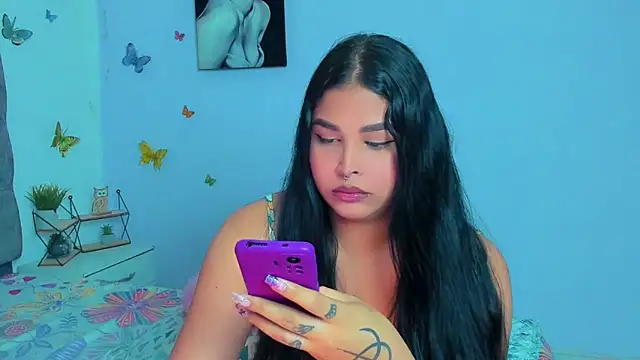 Snapshot of mabellfox chatting on 01/28/25, 10:34 mabellfox online show from 01/28/25, 10:34