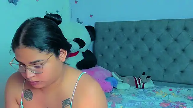 Snapshot of mabellfox chatting on 03/04/25, 09:11 mabellfox online show from 03/04/25, 09:11