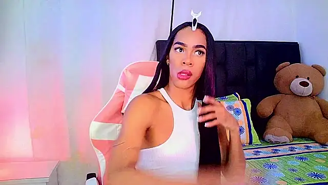 carmen14 online show from 04/18/26, 05:44