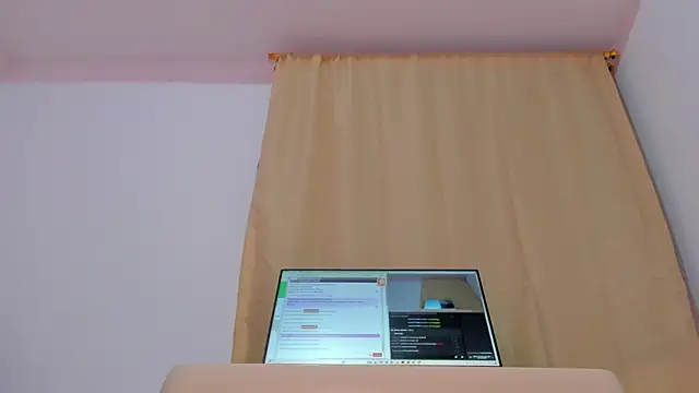 soyamandaa  online show from 12/08/24, 12:18