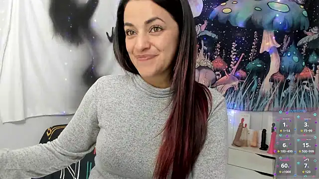 LovelyAzucena online show from 02/18/25, 09:09