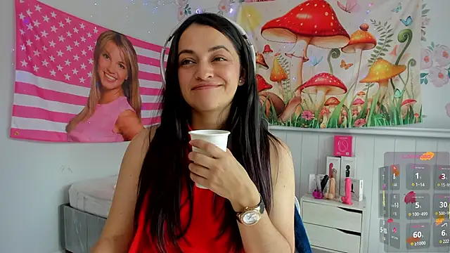 LovelyAzucena online show from 11/05/25, 03:23