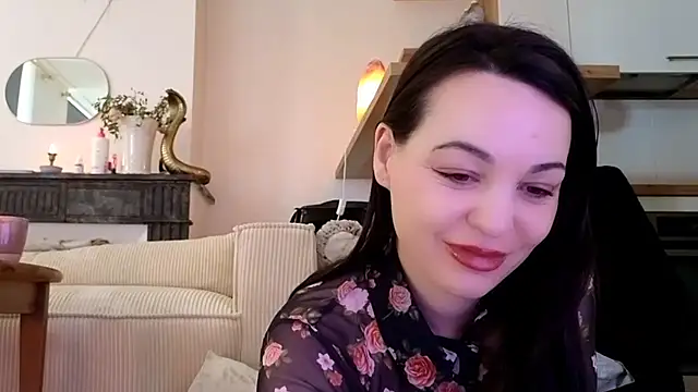 Lilie romeo online show from 02/15/25, 12:01