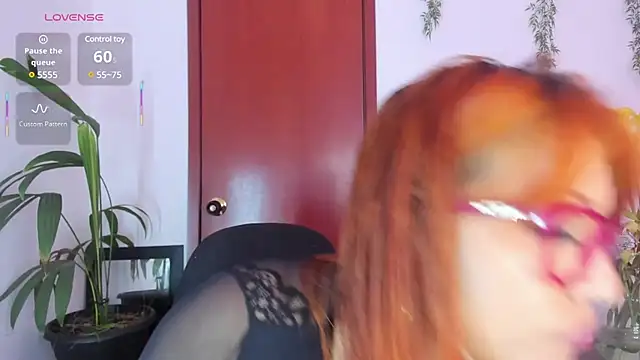 Victoria Caruso online show from 03/17/25, 08:51