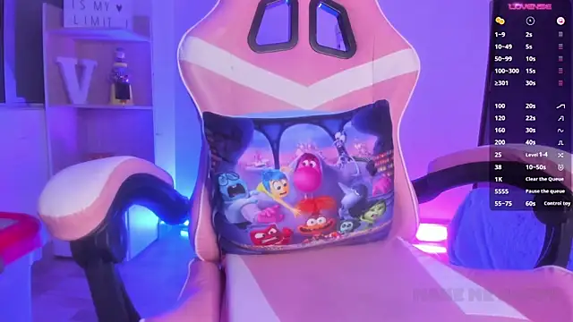 Snapshot of TiffanyBela chatting on 02/07/25, 03:55 TiffanyBela online show from 02/07/25, 03:55