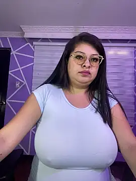 MiiaaJoness online show from 02/16/26, 03:08