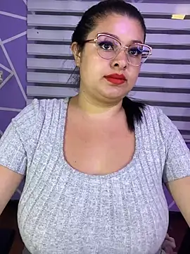 MiiaaJoness online show from 04/22/26, 03:57