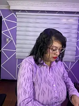 Snapshot of MiiaaJoness chatting on 07/28/26, 03:21 MiiaaJoness online show from 07/28/26, 03:21