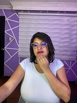 Snapshot of MiiaaJoness chatting on 07/29/26, 03:10 MiiaaJoness online show from 07/29/26, 03:10