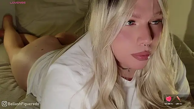 IsabellaFigueredo   online show from 09/09/25, 04:23