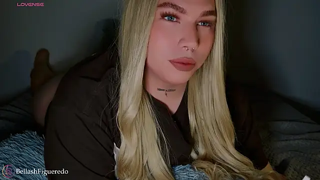 IsabellaFigueredo   online show from 12/04/25, 04:11