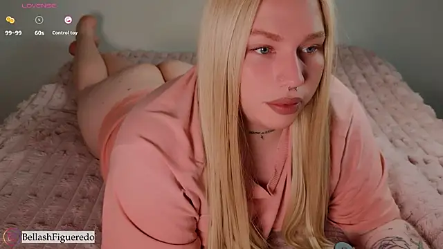 IsabellaFigueredo   online show from 02/11/26, 06:51