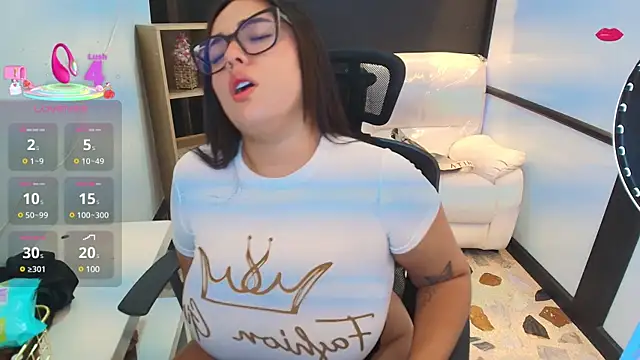 CelesteBrucee online show from 02/13/25, 11:58