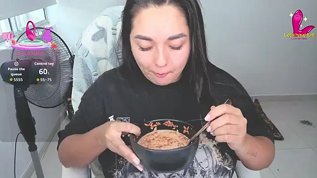 CelesteBrucee online show from 09/23/25, 10:13