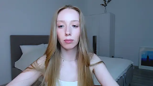 Luna insniity online show from 01/19/25, 03:08