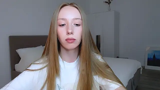 Luna insniity online show from 01/25/25, 10:50