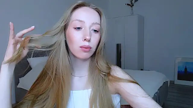 Luna insniity online show from 02/05/25, 08:14