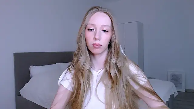 Luna insniity online show from 02/13/26, 08:49