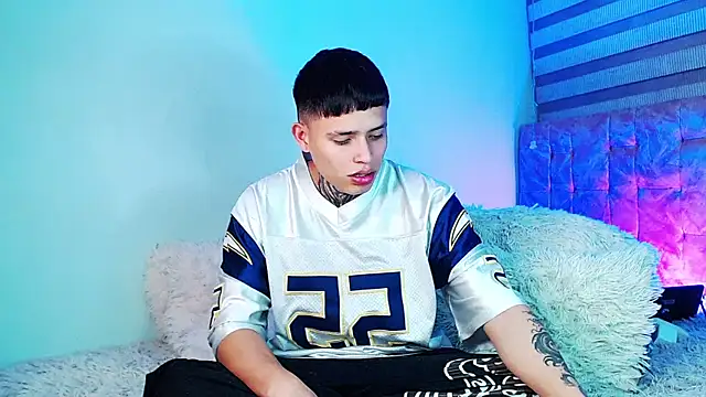  justinmoon2 online show from 07/11/26, 08:06