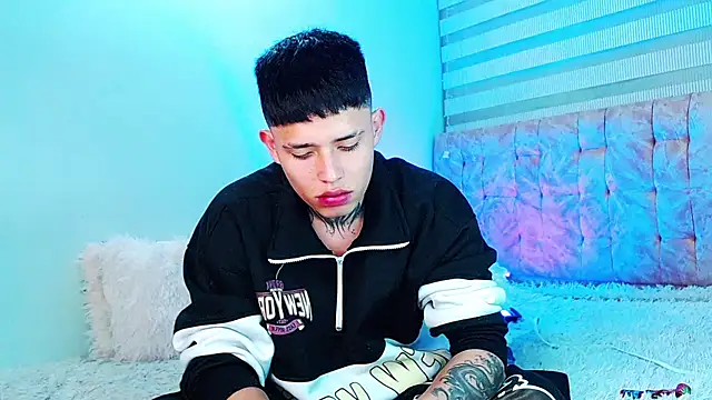 justinmoon2 online show from 07/21/26, 07:00