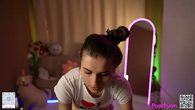 Snapshot of popityan1 chatting on 02/06/26, 08:29 popityan1 online show from 02/06/26, 08:29