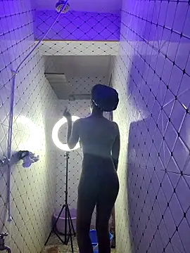 Snapshot of Enkarxx chatting on 02/16/25, 07:27 Enkarxx online show from 02/16/25, 07:27