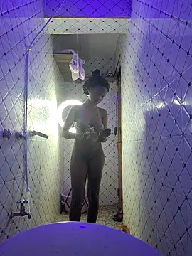 Snapshot of Enkarxx chatting on 02/26/25, 04:45 Enkarxx online show from 02/26/25, 04:45