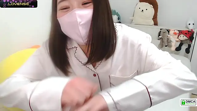 SUZU  online show from 01/31/25, 09:37