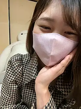 SUZU  online show from 02/17/25, 12:16