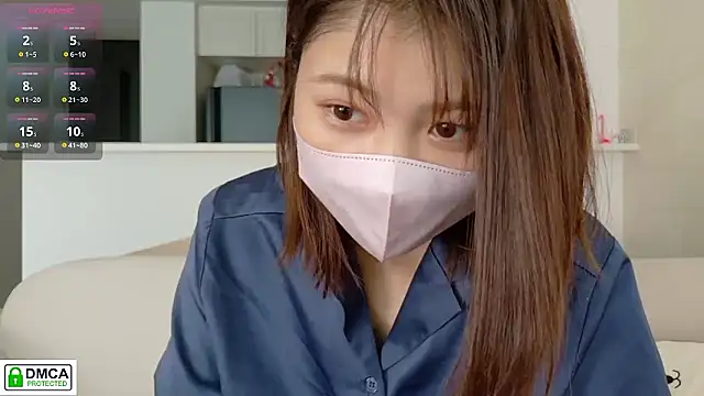 SUZU  online show from 09/13/25, 01:16