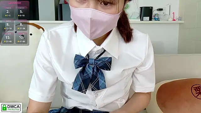 SUZU  online show from 09/17/25, 03:19