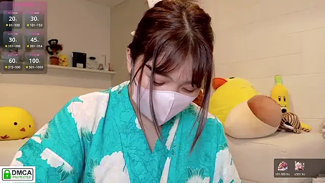 SUZU  online show from 07/07/26, 12:53