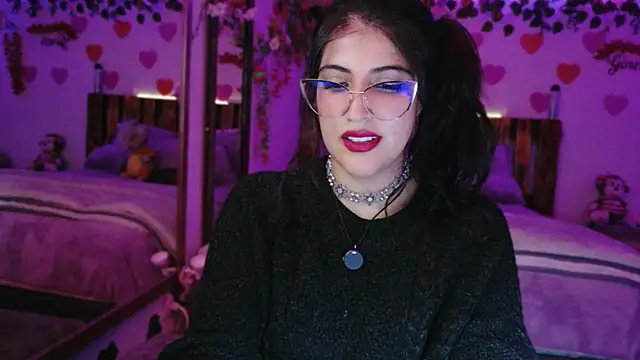 azahar  ziiz online show from 04/16/26, 12:33