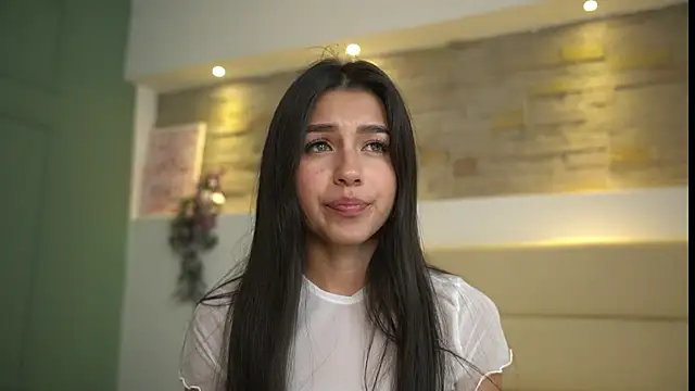 Ashley Jones9 online show from 02/08/25, 03:42