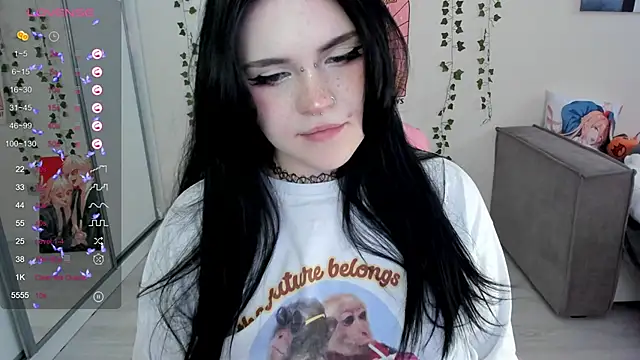 SelenaCute online show from 02/17/25, 08:09