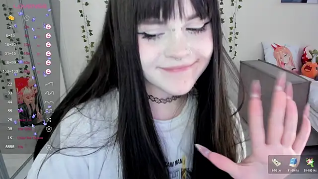 SelenaCute online show from 02/25/25, 06:36