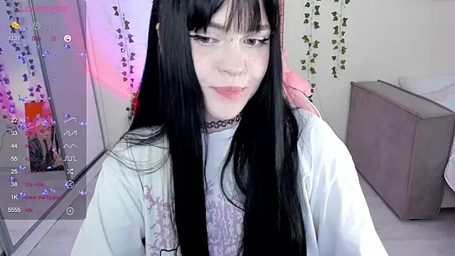 SelenaCute online show from 03/05/25, 08:10