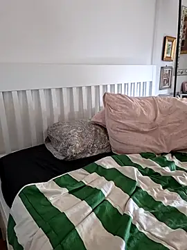 Silvia Zeno online show from 10/01/25, 08:53