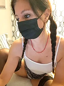 Silvia Zeno online show from 11/08/25, 05:51